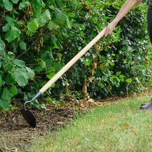 Load image into Gallery viewer, Kent &amp; Stowe Carbon Steel Long Heart Shaped Hoe
