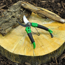 Load image into Gallery viewer, Kingfisher 8&quot; Pruning Secateurs
